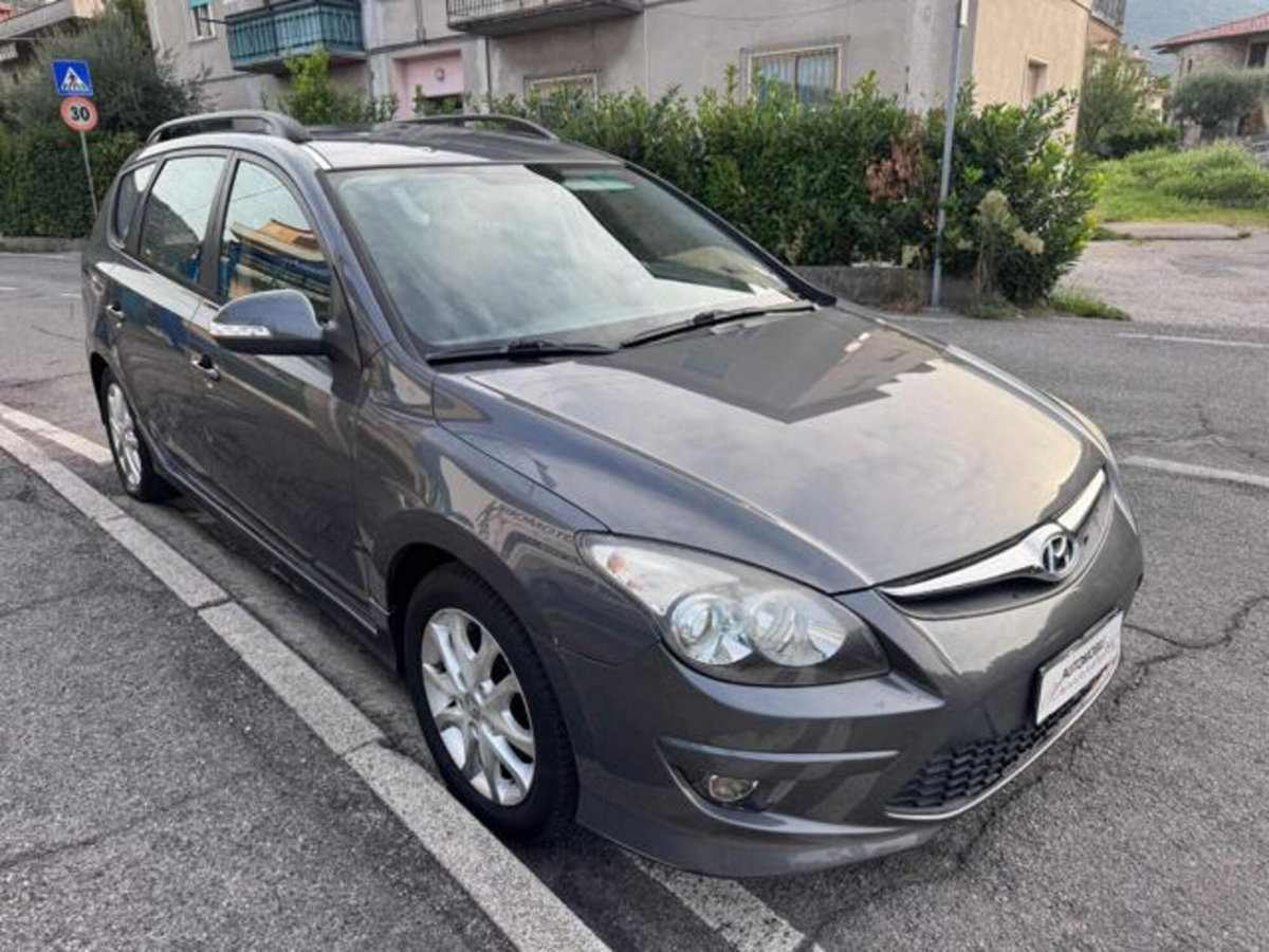 Hyundai i30 Station Wagon 1.4 Comfort (3)