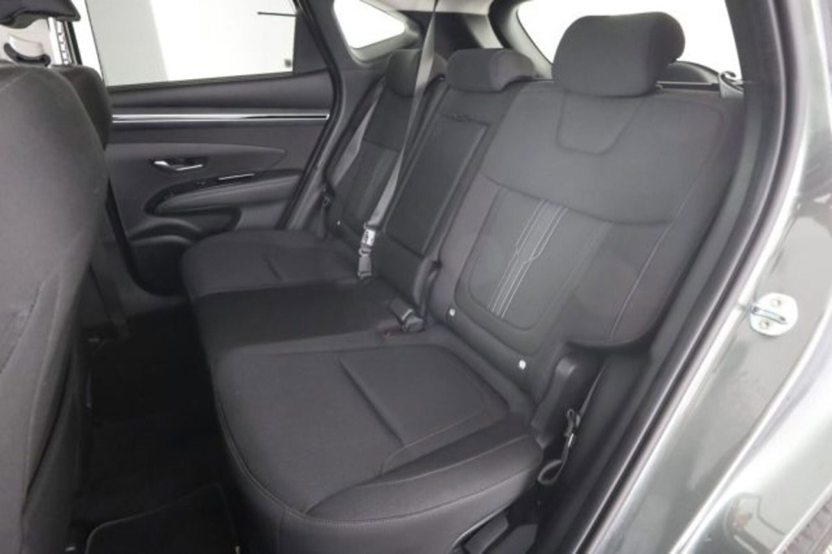 Hyundai Tucson 1.6 hev Xtech 2wd 239cv auto (5)