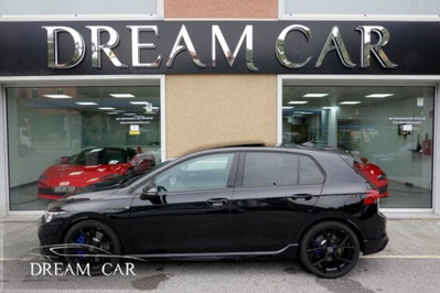 Volkswagen Golf 2.0 TSI R DSG 4Motion (2)