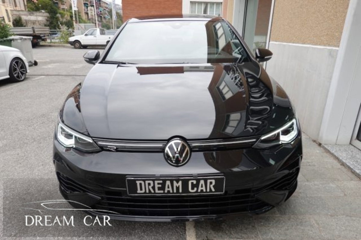 Volkswagen Golf 2.0 TSI R DSG 4Motion (8)