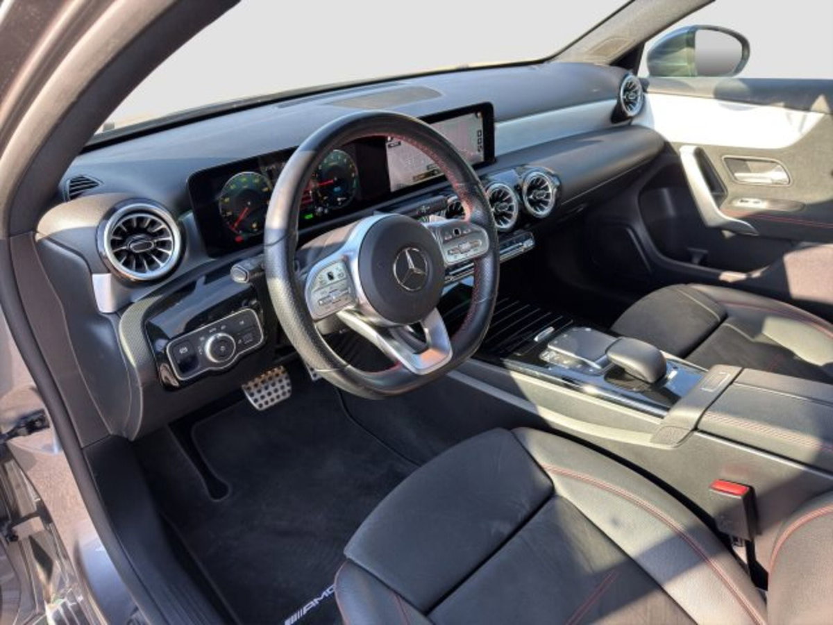 Mercedes-Benz Classe A 250 e Automatic EQ-Power Premium (9)