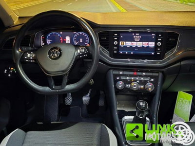 Volkswagen T-Roc 1.6 TDI SCR Advanced BlueMotion Technology (11)