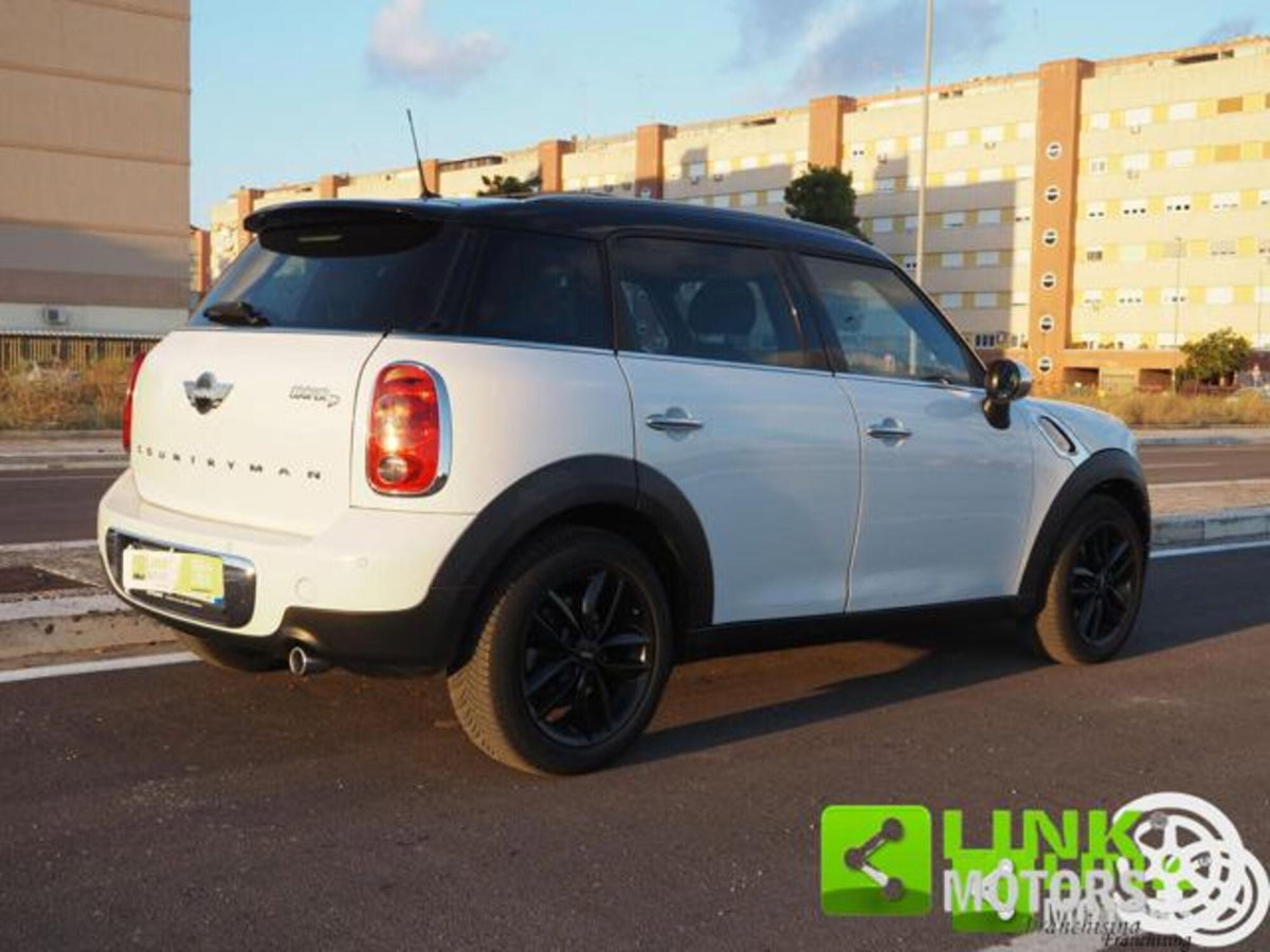 MINI Mini Countryman 2.0 Cooper D Countryman Automatica (2)