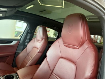 Porsche Cayenne Coupé 3.0 V6 E-Hybrid (11)