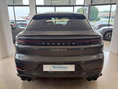 Porsche Cayenne Coupé 3.0 V6 E-Hybrid (5)