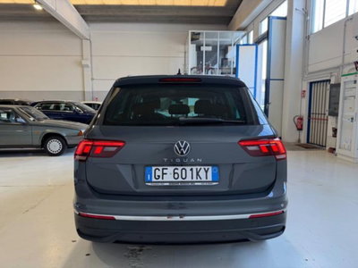 Volkswagen Tiguan 2.0 TDI 150 CV SCR DSG 4MOTION Elegance (4)