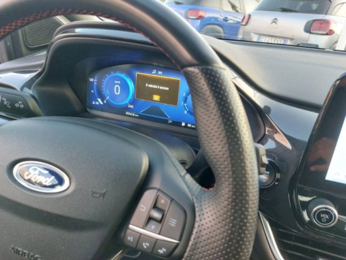 Ford Puma 1.0 EcoBoost Hybrid 125 CV S&S aut. ST-Line X (15)