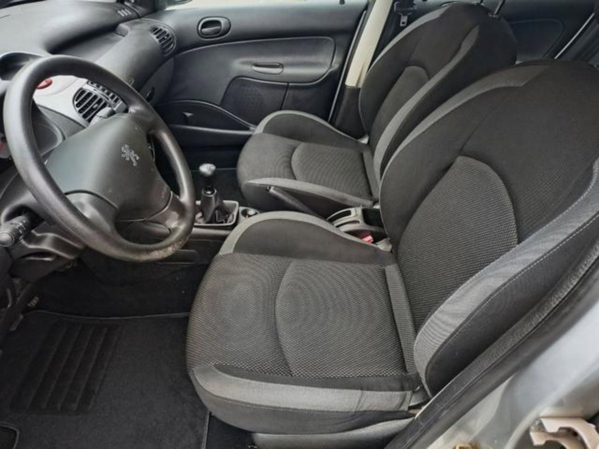 Peugeot 206 SW 16V Sweet Years (13)