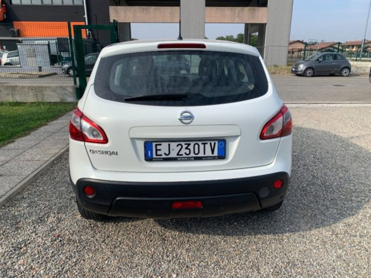 Nissan Qashqai 1.6 16V Tekna (4)