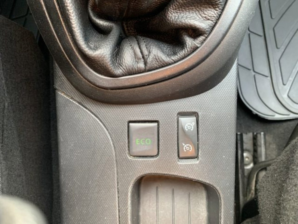 Renault Captur 1.5 dCi 8V 90 CV Start&Stop Energy R-Link (14)