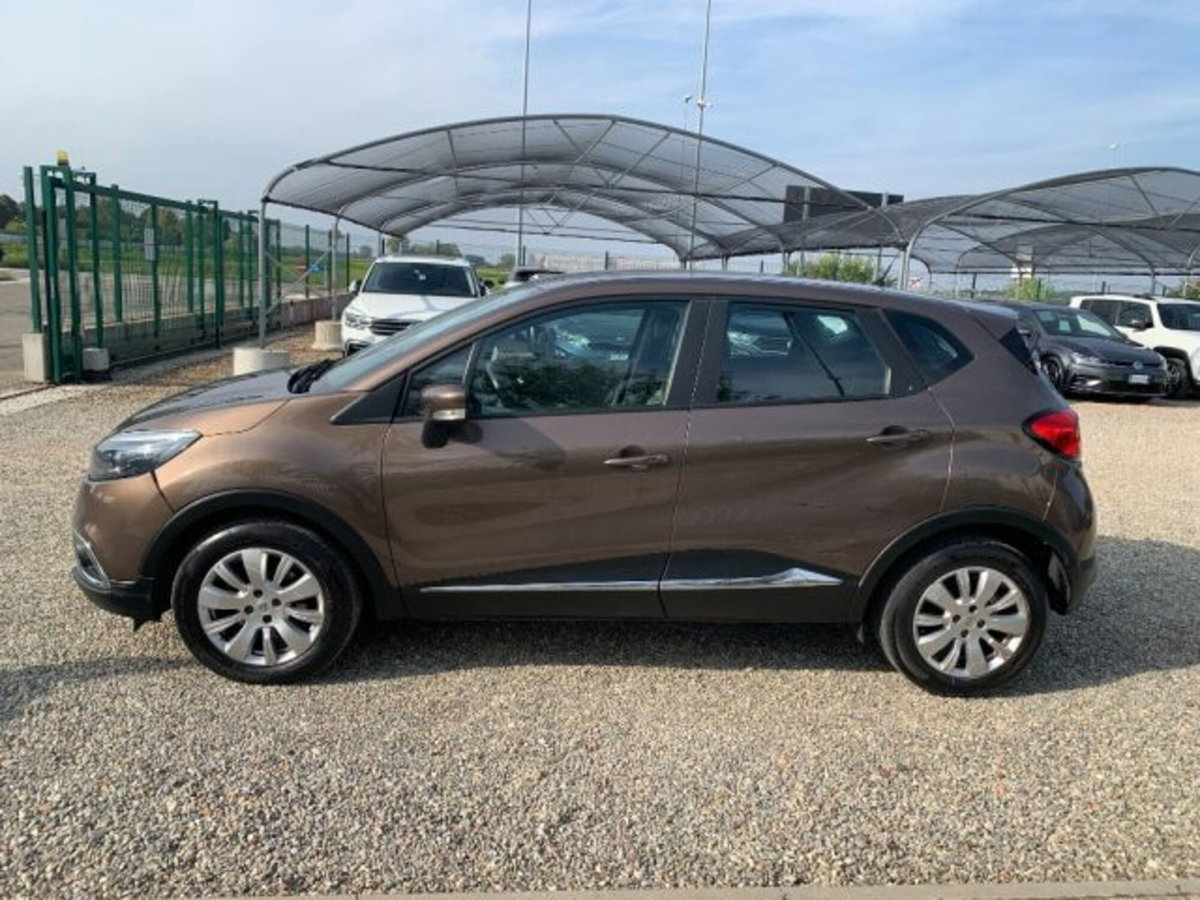 Renault Captur 1.5 dCi 8V 90 CV Start&Stop Energy R-Link (2)