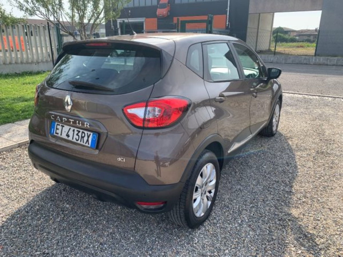 Renault Captur 1.5 dCi 8V 90 CV Start&Stop Energy R-Link (5)
