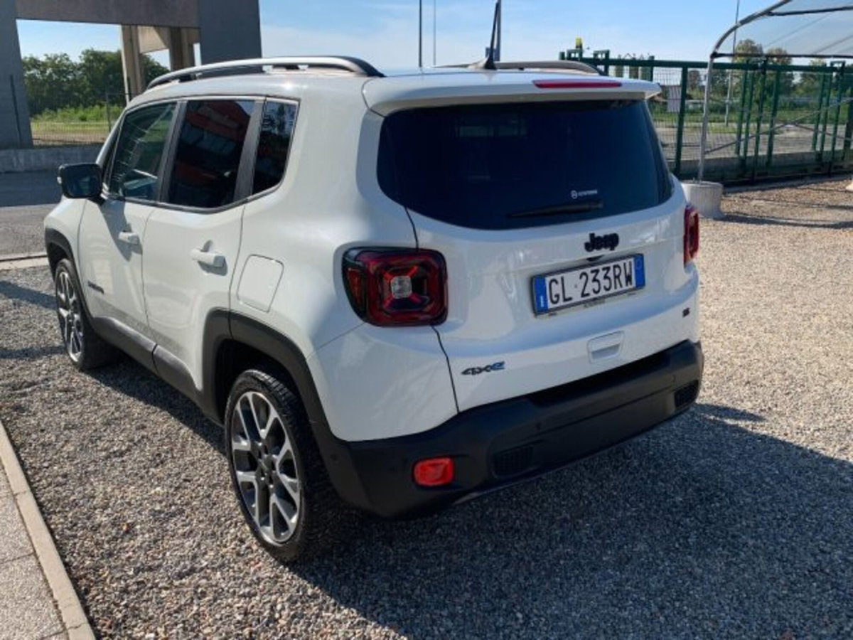 Jeep Renegade 1.3 T4 240CV PHEV 4xe AT6 S (3)