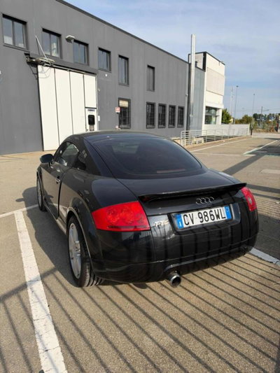 Audi TT Coupé 1.8 T 20V 179 CV cat (5)