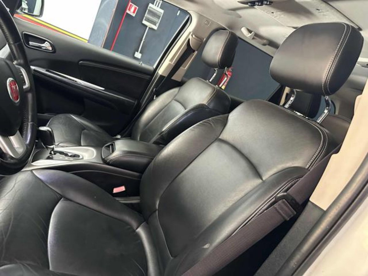 Fiat Freemont 2.0 Multijet 170 CV Lounge (13)