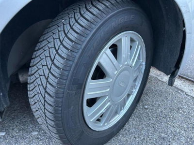 Ford Fiesta 1.2 16V 5p. Ghia (12)