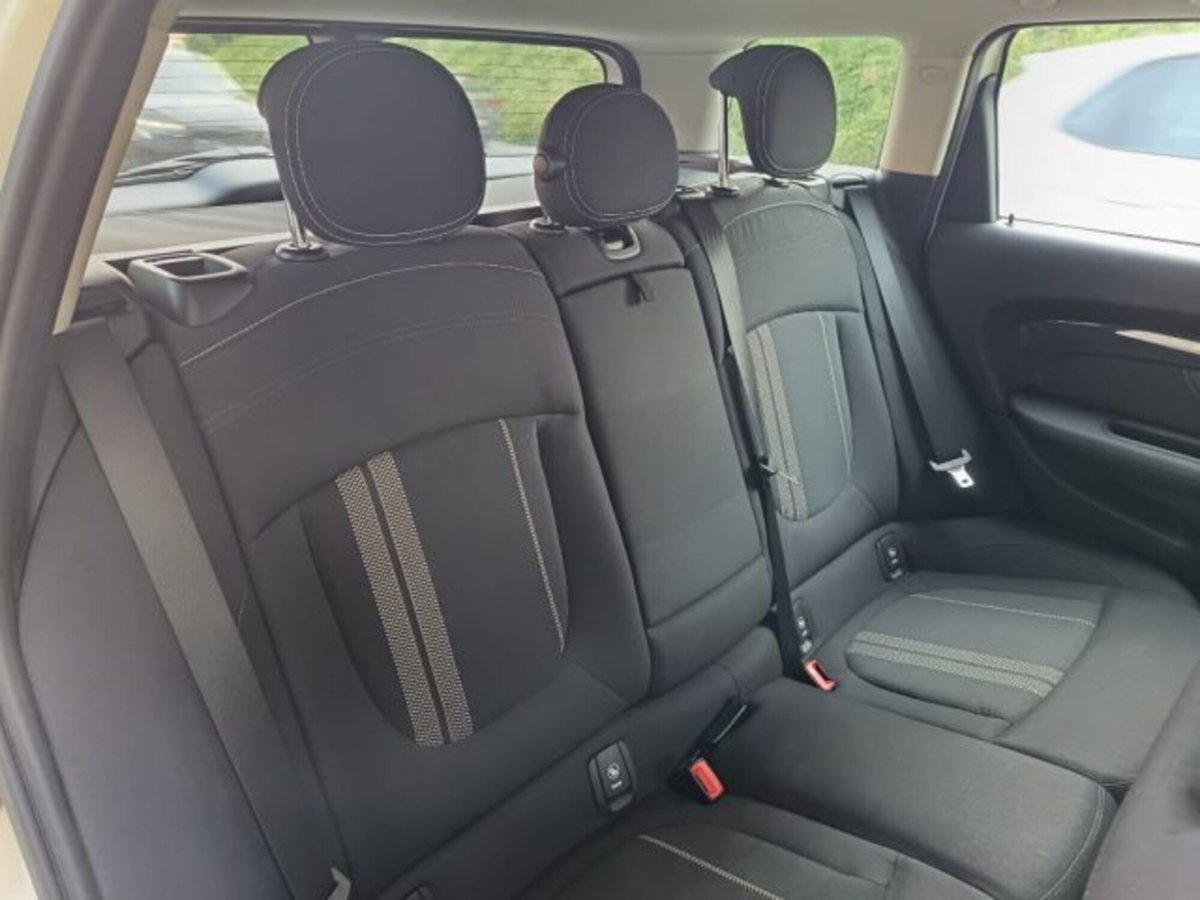 MINI Mini Clubman 2.0 Cooper S Clubman ALL4 (11)