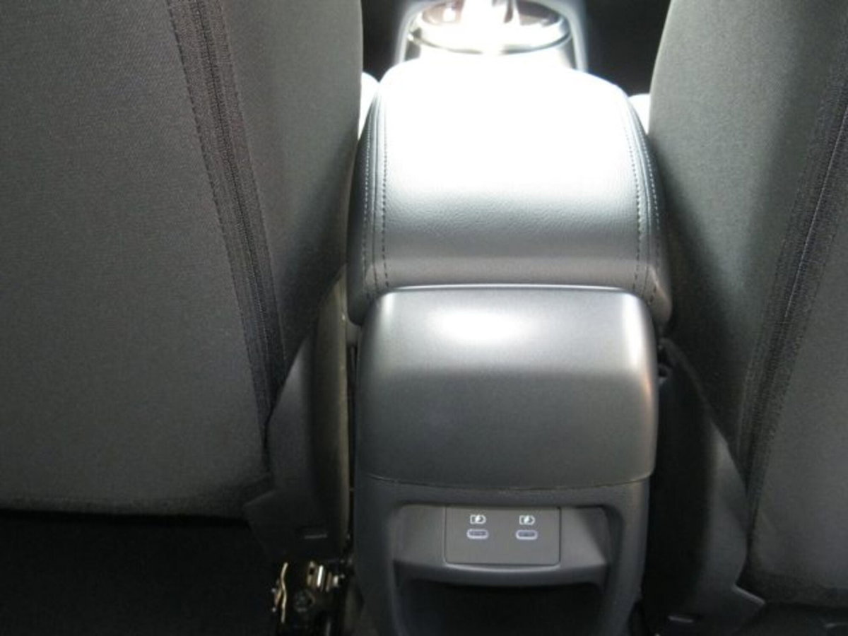Nissan Juke 1.0 dig-t N-Connecta 114cv dct (11)