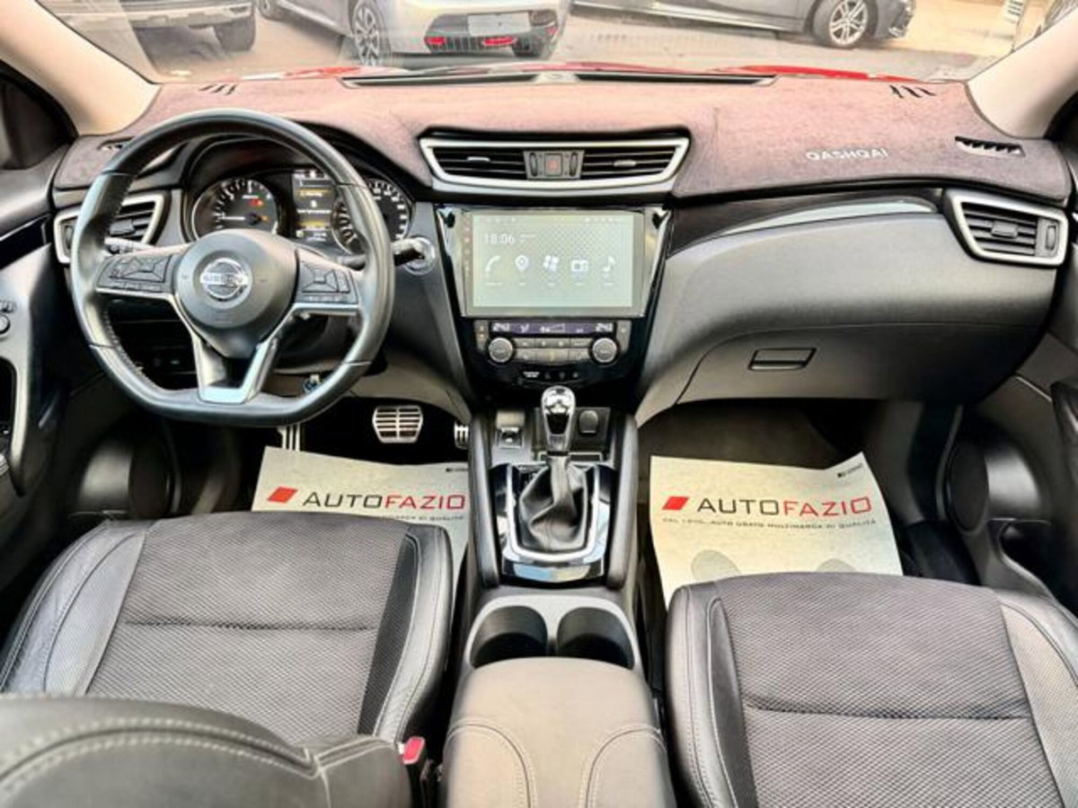 Nissan Qashqai 1.6 dCi 2WD Tekna (3)
