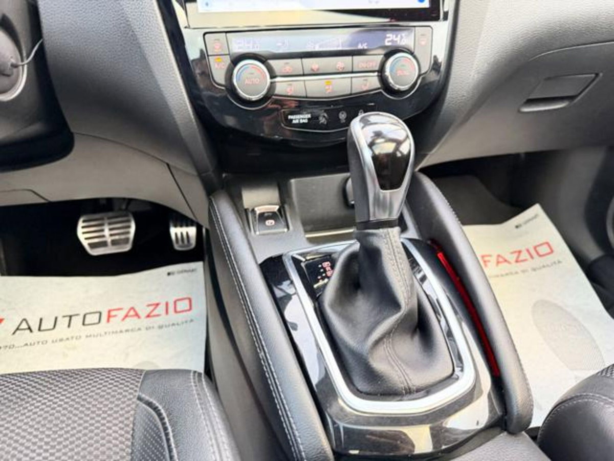 Nissan Qashqai 1.6 dCi 2WD Tekna (8)