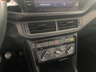 Volkswagen T-Cross 1.0 TSI 110 CV DSG Style (9)