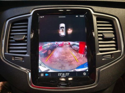 Volvo XC90 B5 (d) AWD Geartronic 7 posti Momentum Pro (14)