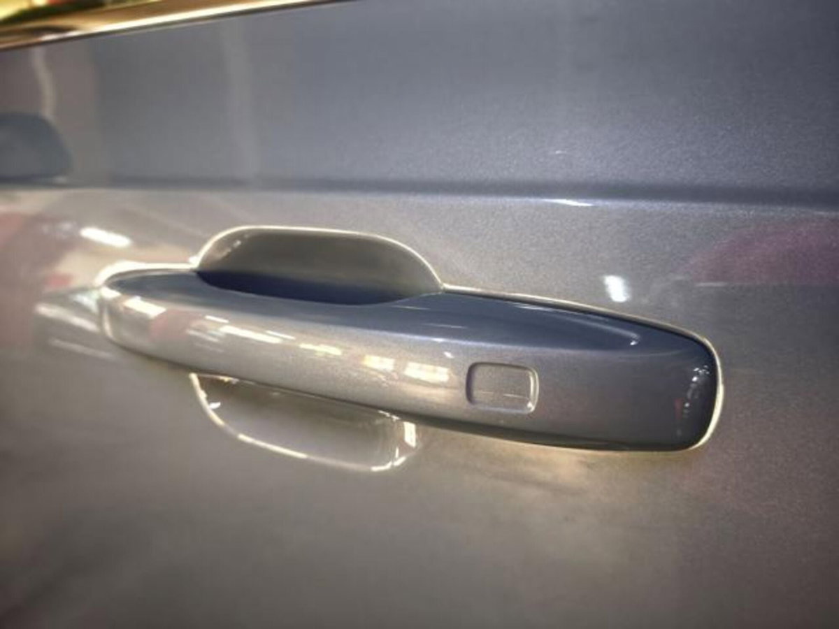 Volvo XC90 B5 (d) AWD Geartronic 7 posti Momentum Pro (20)
