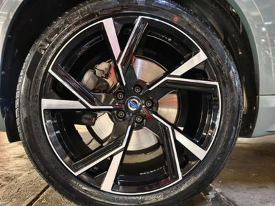 Volvo XC90 B5 (d) AWD Geartronic 7 posti Momentum Pro (6)
