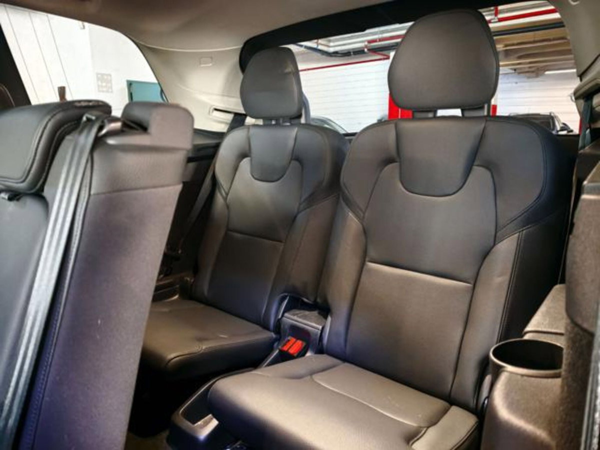 Volvo XC90 B5 (d) AWD Geartronic 7 posti Momentum Pro (9)