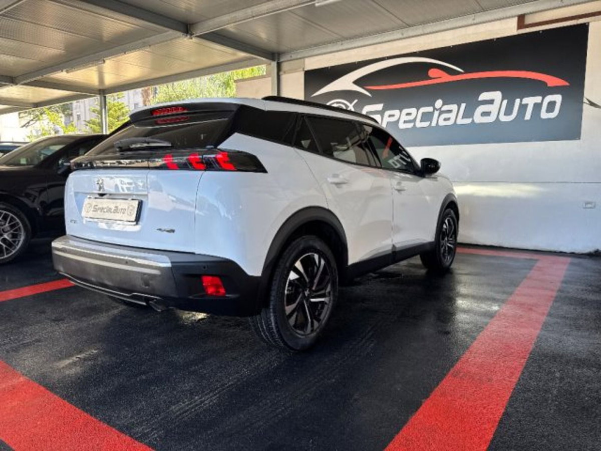 Peugeot 2008 BlueHDi 100 S&S GT Line (10)