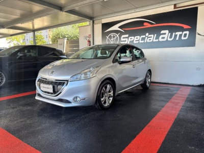 Peugeot 208 HDi 68 CV 5 porte Allure (12)