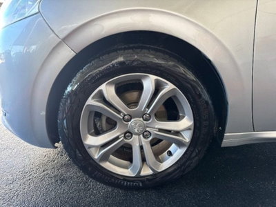 Peugeot 208 HDi 68 CV 5 porte Allure (13)