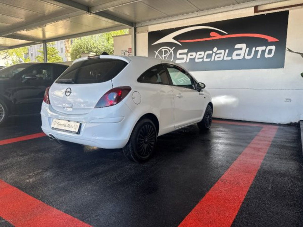 Opel Corsa 1.2 85CV 3 porte GPL-TECH Elective (12)