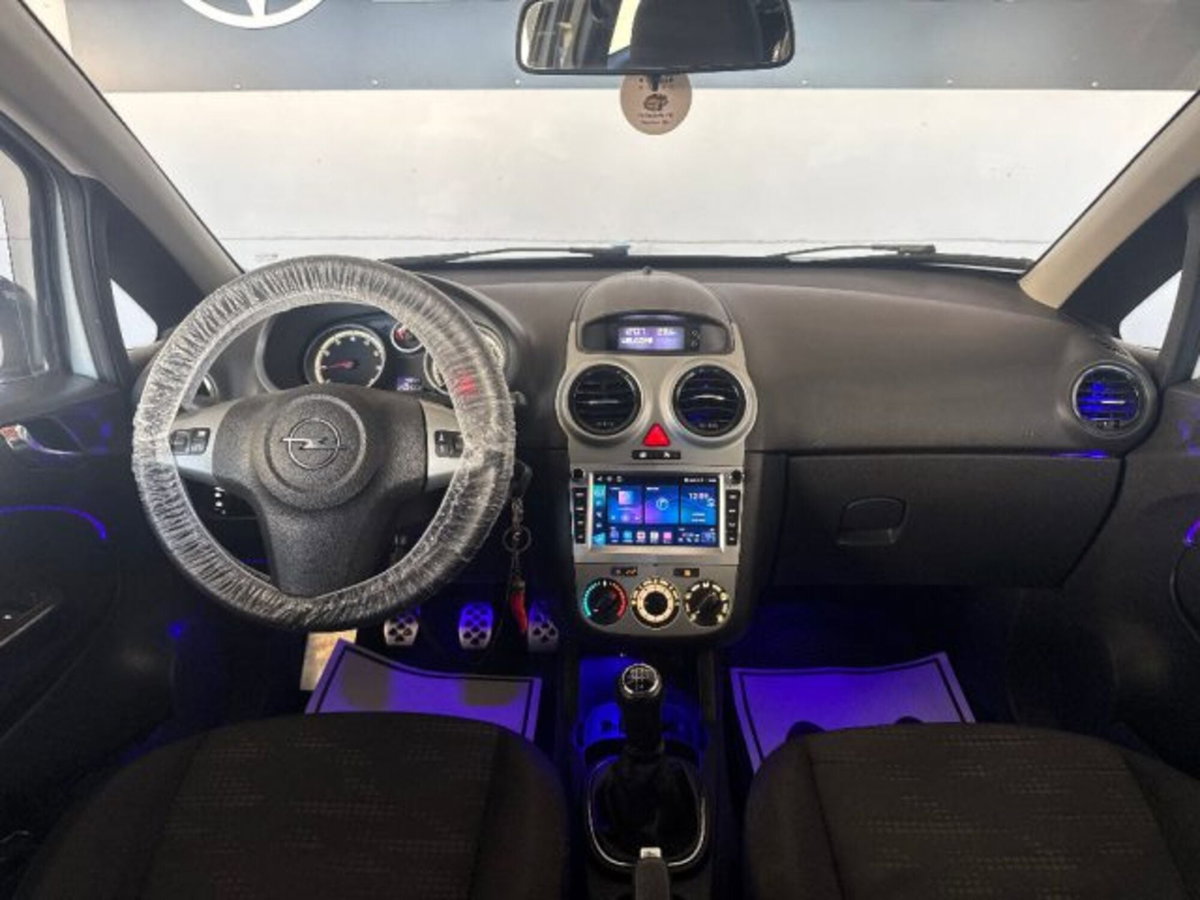 Opel Corsa 1.2 85CV 3 porte GPL-TECH Elective (16)