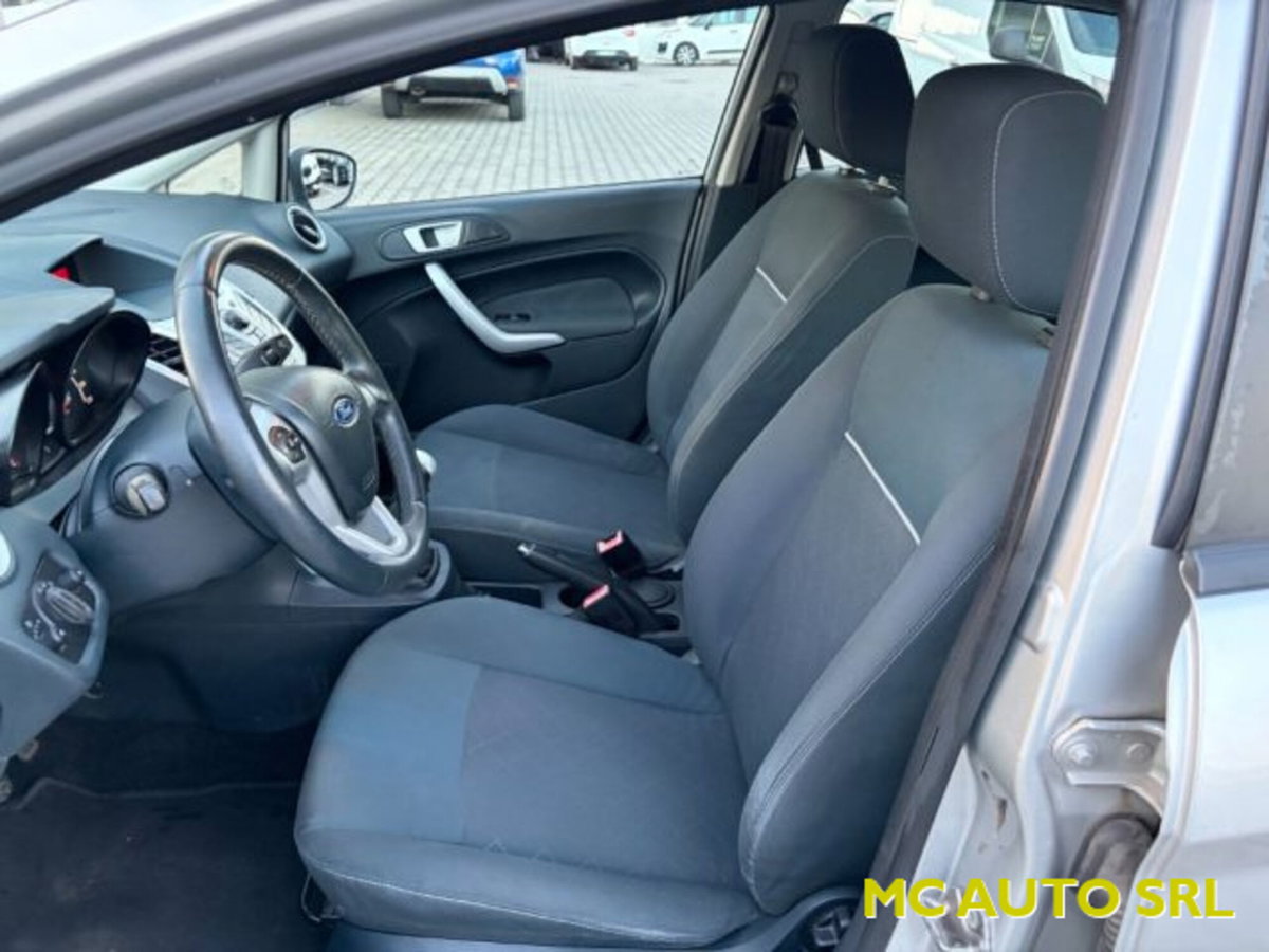 Ford Fiesta 1.2 60CV 5p. Tit. (7)