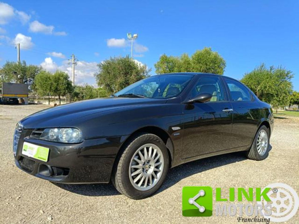 Alfa Romeo 156 1.9 JTD Exclusive (10)