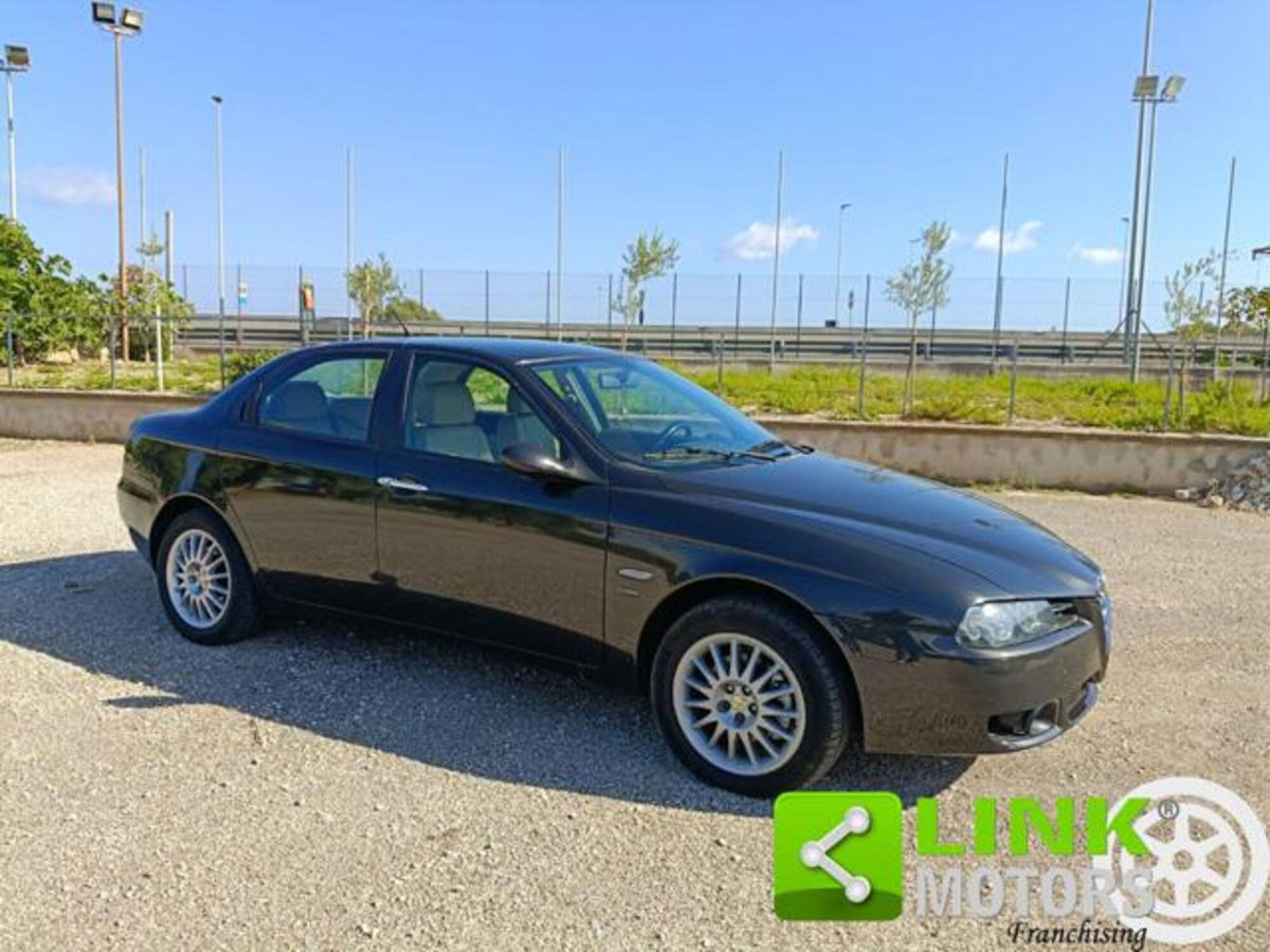 Alfa Romeo 156 1.9 JTD Exclusive (4)