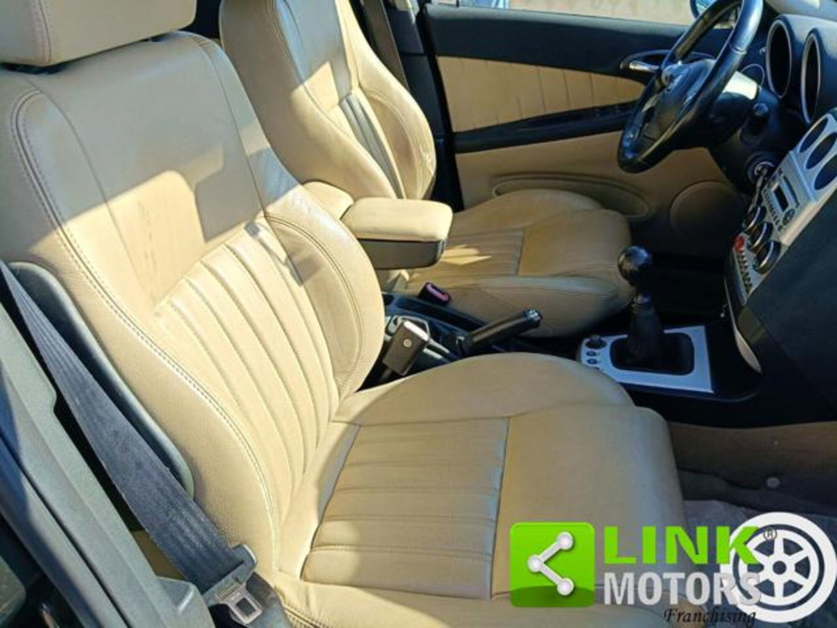 Alfa Romeo 156 1.9 JTD Exclusive (9)