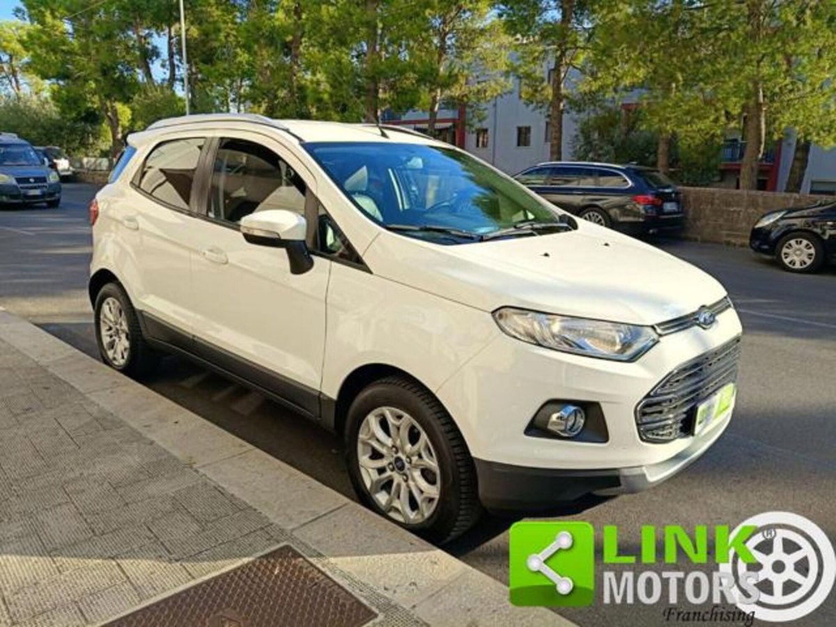 Ford EcoSport 1.5 TDCi 95 CV Titanium (12)