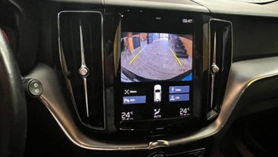 Volvo XC60 B4 (d) AWD Geartronic Momentum N1 (12)