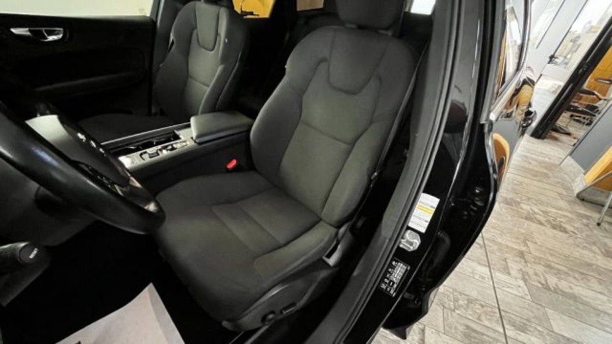 Volvo XC60 B4 (d) AWD Geartronic Momentum N1 (8)