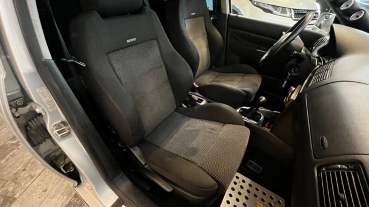 Volkswagen Golf 1.8 turbo 20V cat 5p. GTI (7)