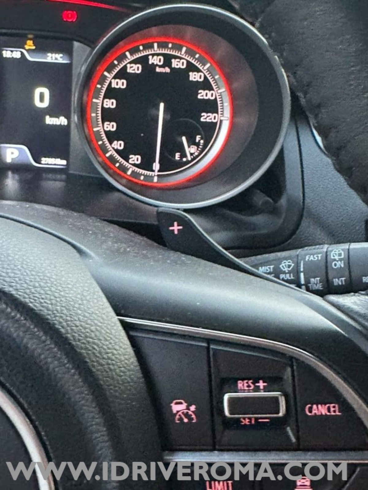 Suzuki Swift 1.2 Hybrid CVT Easy Top (19)