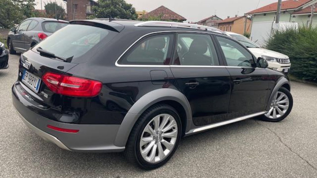 Audi A4 Allroad 2.0 TDI 177 CV S tronic Advanced (2)