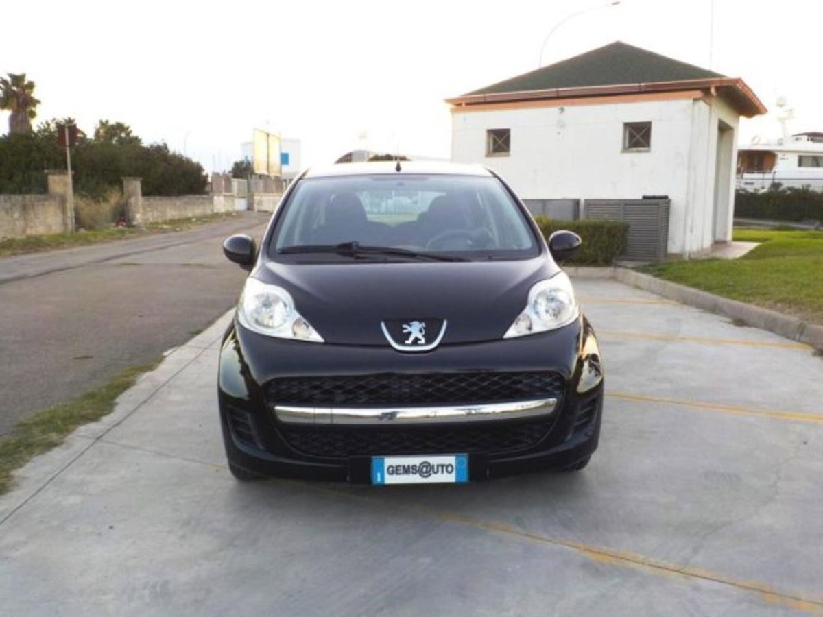 Peugeot 107 68CV 5p. Sweet Years (2)