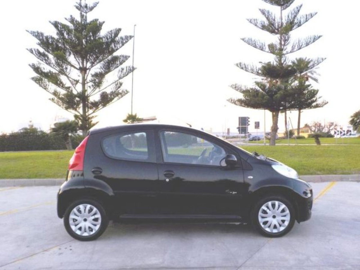 Peugeot 107 68CV 5p. Sweet Years (4)