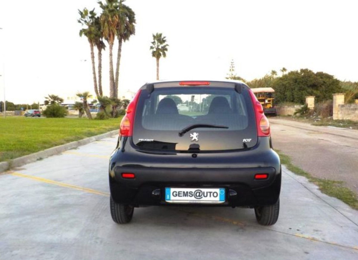 Peugeot 107 68CV 5p. Sweet Years (6)
