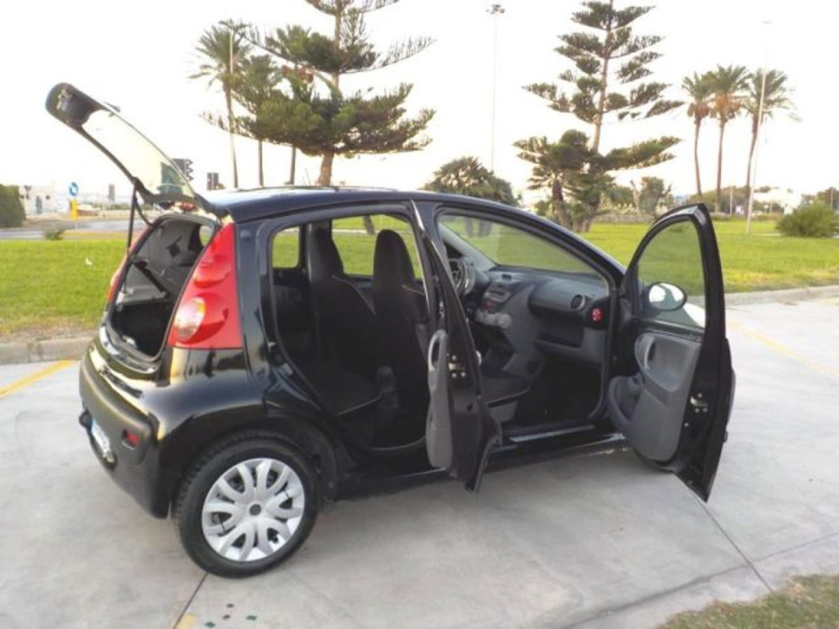 Peugeot 107 68CV 5p. Sweet Years (9)