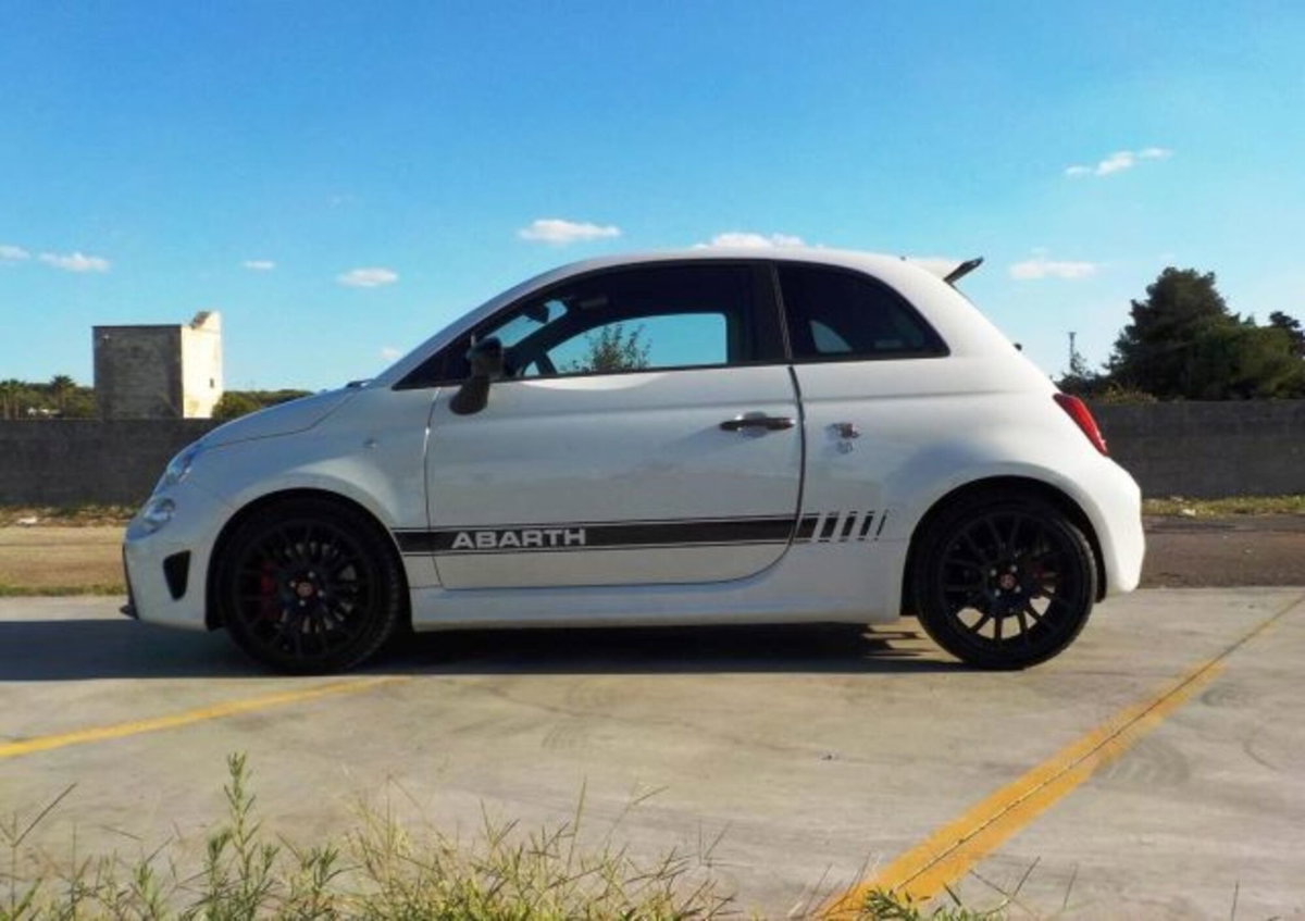 Abarth 595 595 1.4 Turbo T-Jet 180 CV Competizione (10)