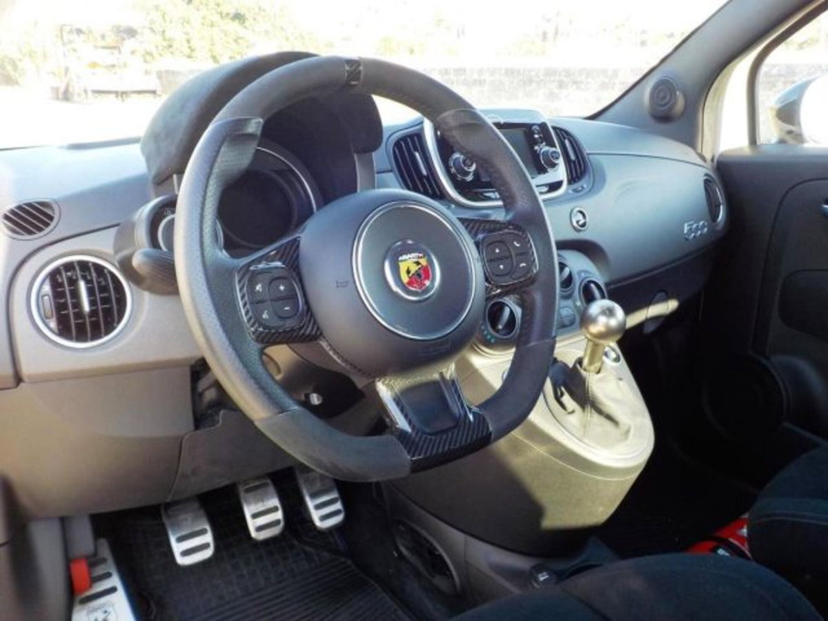 Abarth 595 595 1.4 Turbo T-Jet 180 CV Competizione (19)